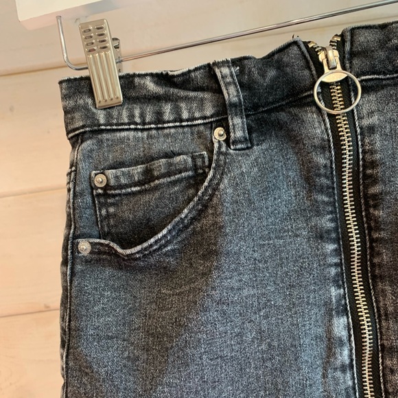 Garage | Black Niki Acid Wash High Rise Zip Front Skirt - Picture 3 of 6